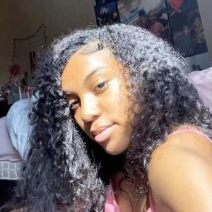 Meet your Posher, Jada